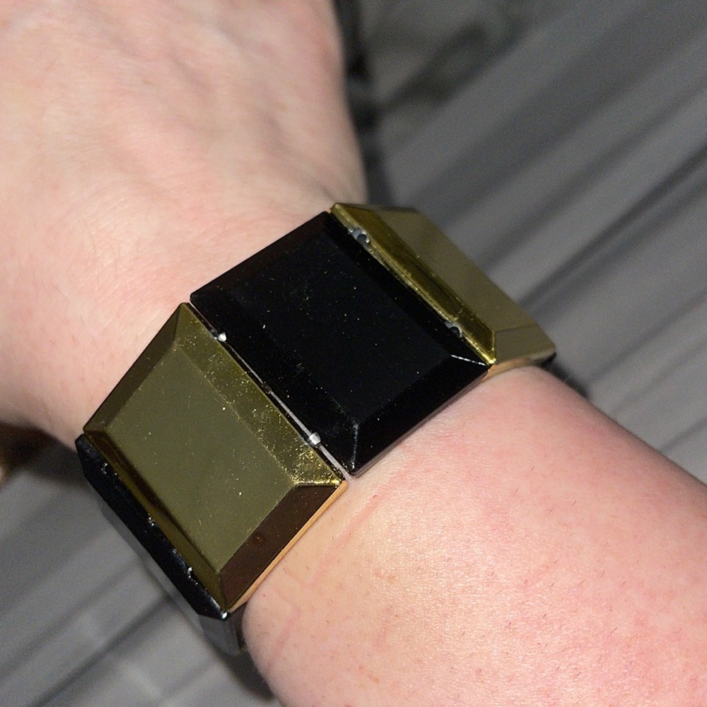 New in plastic black and gold stretcher bracelet squares cute